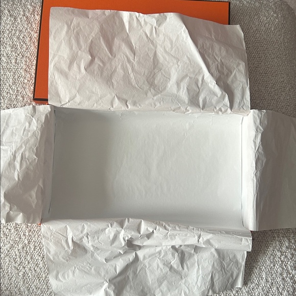 HERMES Box and Ribbon - Picture 5 of 5